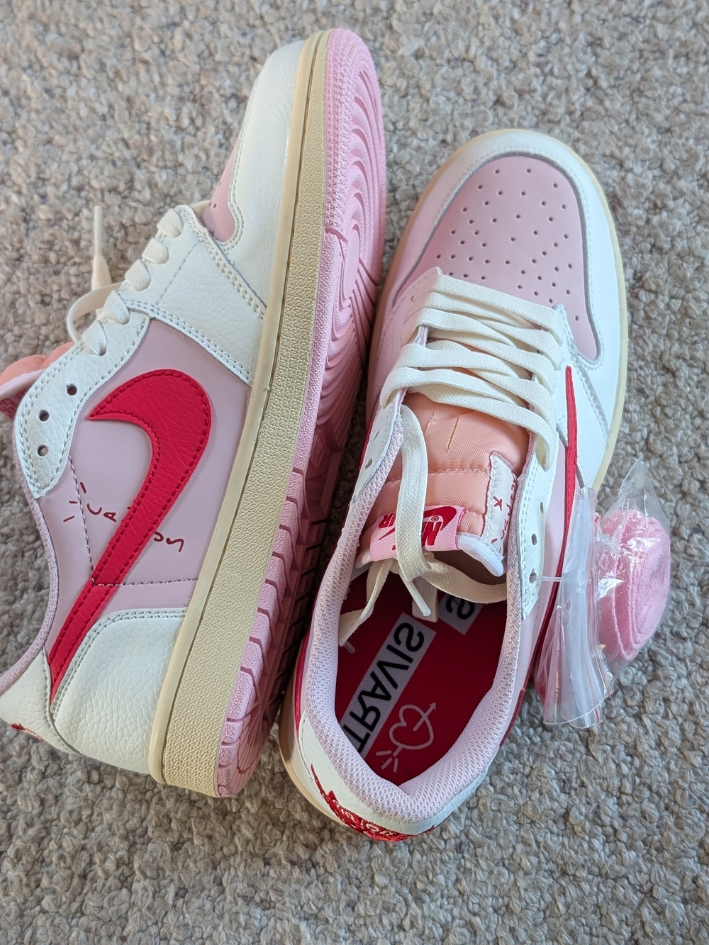 Travis Scott x Air Jordan 1 Low OG SP “Tropical Pink”